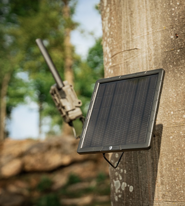 Nordic Gamekeeper® Solpanel 12V till åtelkamera