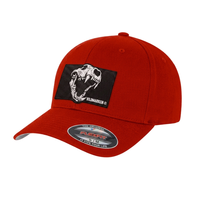 Predator skull Flexfit Red