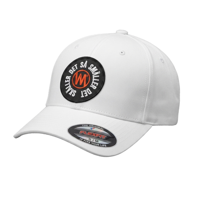 Skäller det så smäller det Flexfit White
